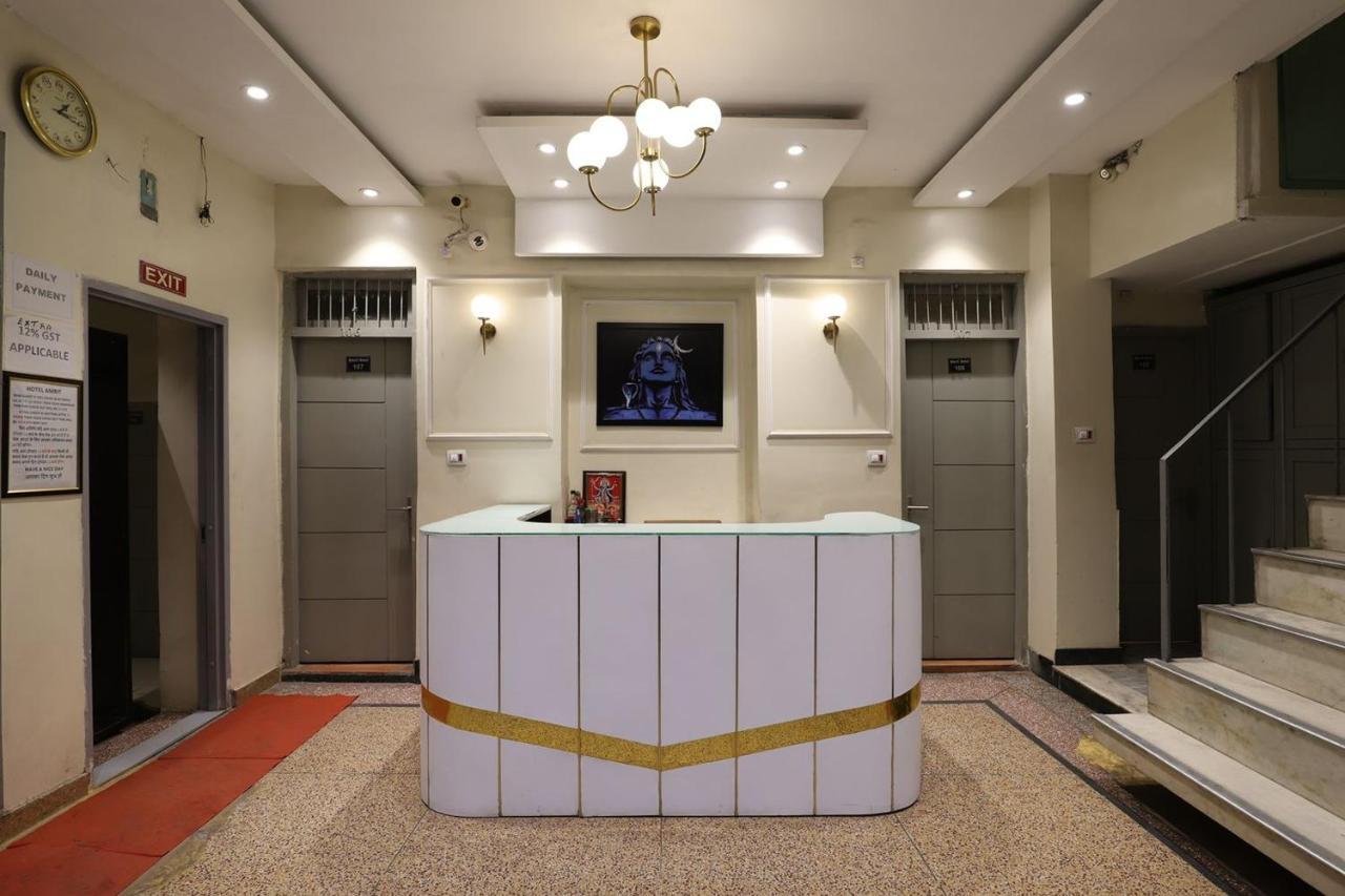 Amrit Hotel New Delhi Extérieur photo