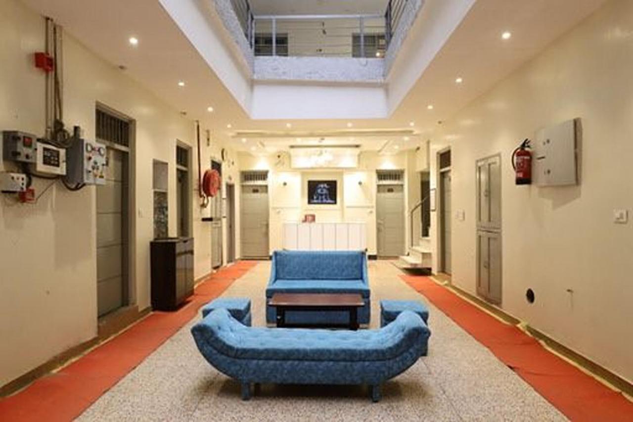Amrit Hotel New Delhi Extérieur photo