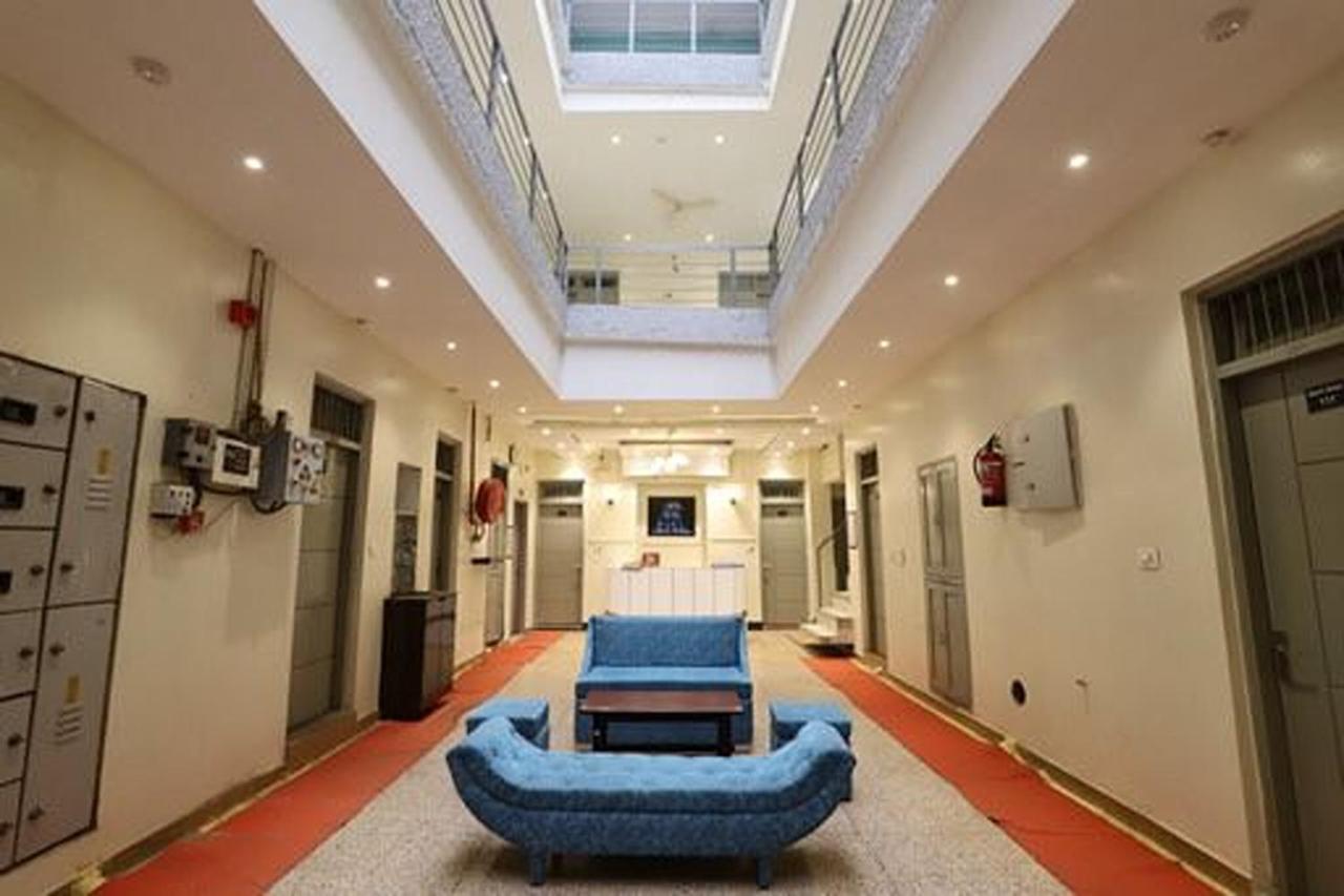 Amrit Hotel New Delhi Extérieur photo
